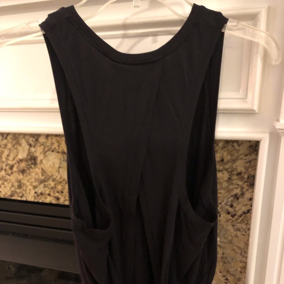 Gap fit workout top - Picture 3 of 4